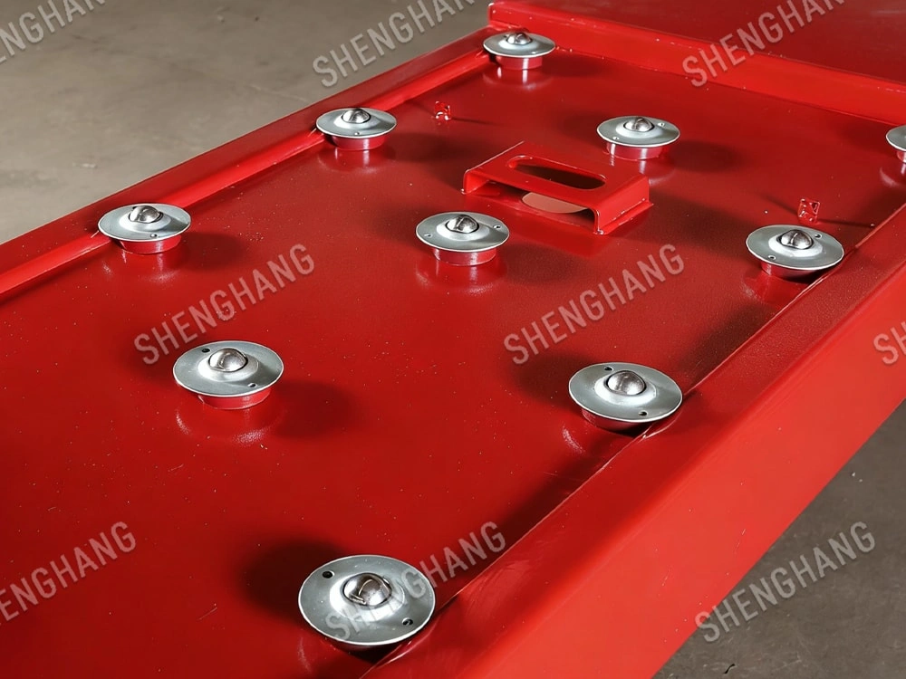 Rolling bearing designis adopted under theside slide plate 